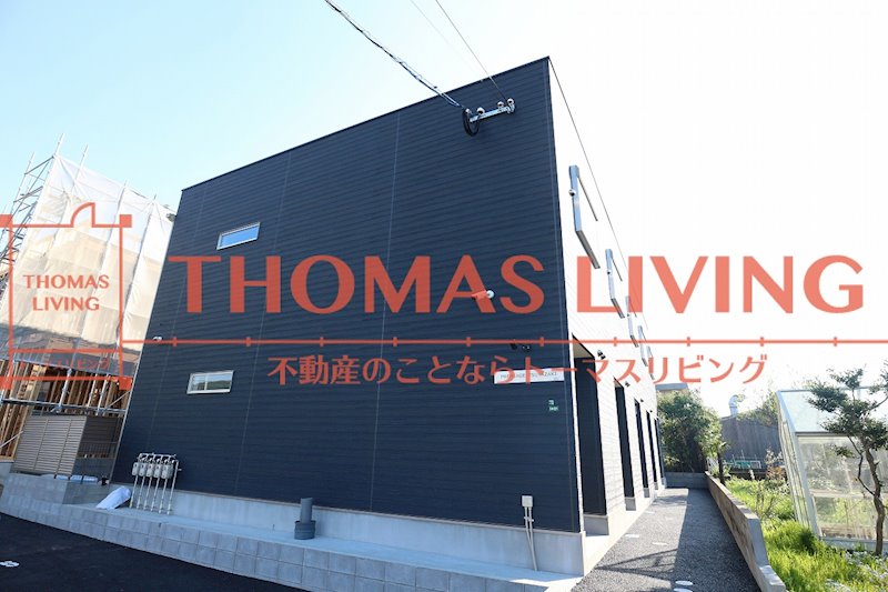 建物外観　メゾネットの高さのある外観