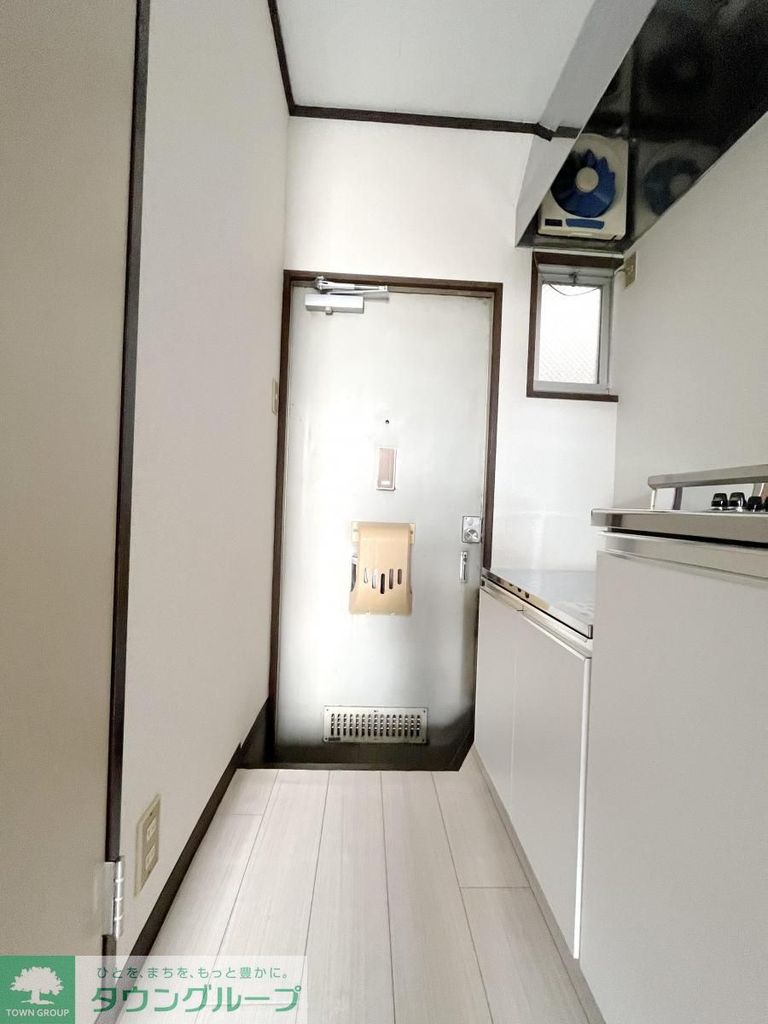 玄関　バルコニー
