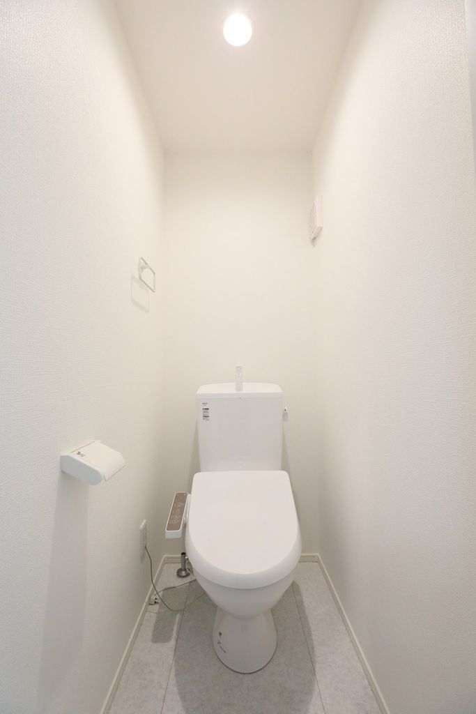 トイレ　同施工会社参考写真