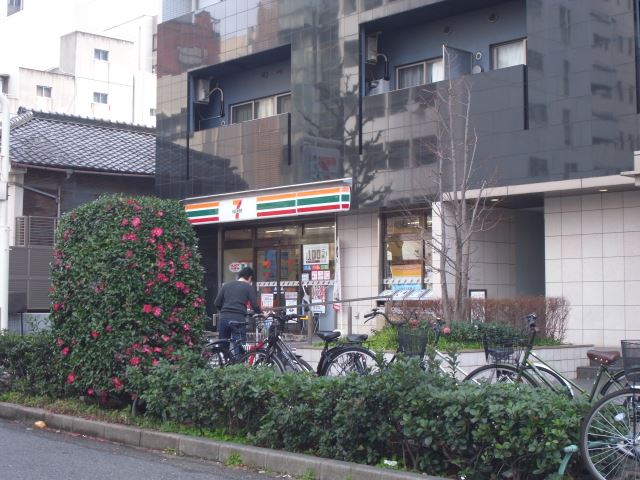 コンビニ　セブンイレブン（コンビニ）まで80m