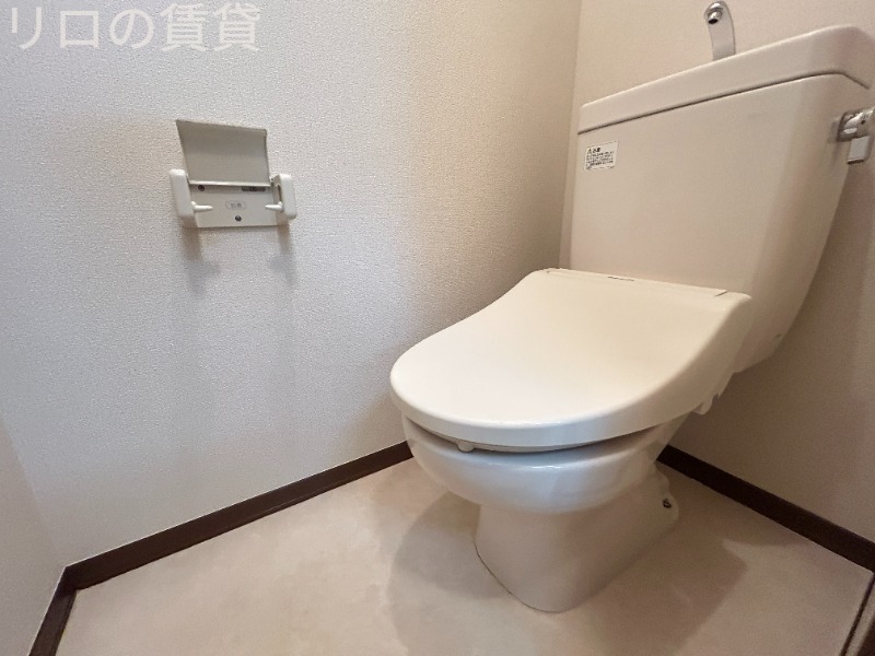 トイレ　別部屋の写真です