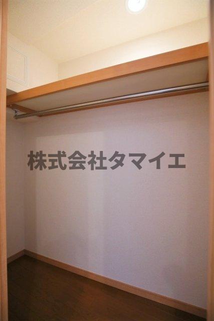 収納　ウォークインクローゼット