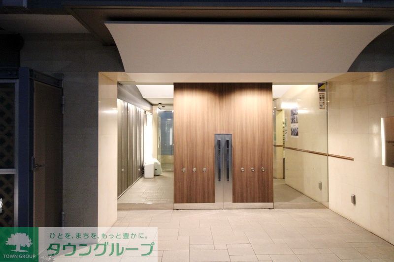 エントランス　エントランス