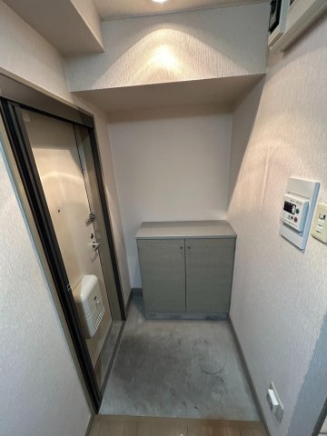 玄関　※別号室参考写真です