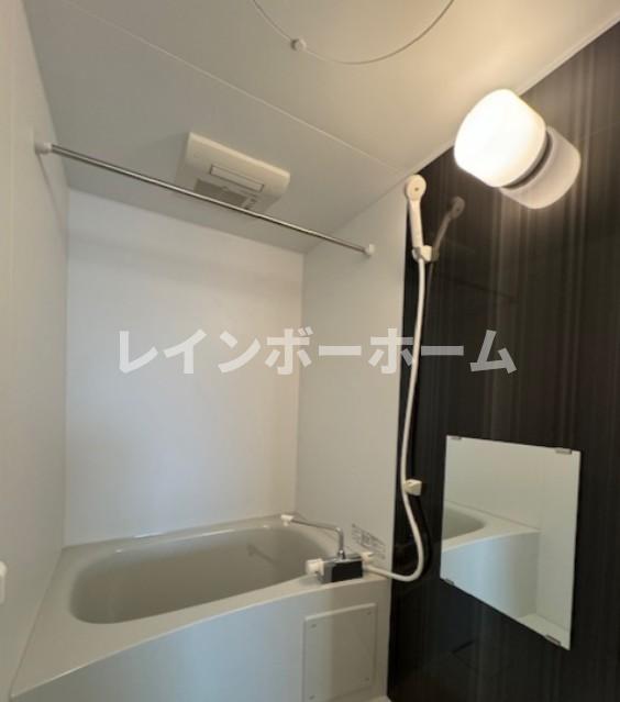 バス・シャワールーム　お風呂で日々の疲れを落としましょう