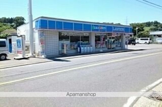 コンビニ　ローソン横浜名瀬町店（コンビニ）まで101m