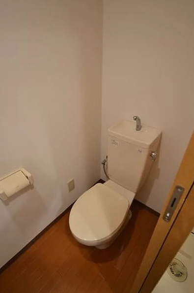トイレ　※別部屋参考写真☆