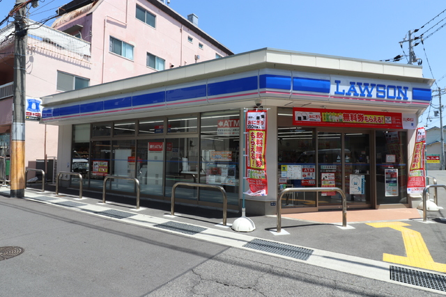 コンビニ　ローソン　神戸滝の茶屋店（コンビニ）まで250m