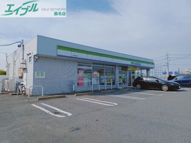 コンビニ　ファミリーマート名四川越店（コンビニ）まで1008m
