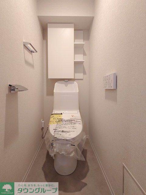 トイレ　※写真は同タイプ住戸です。
