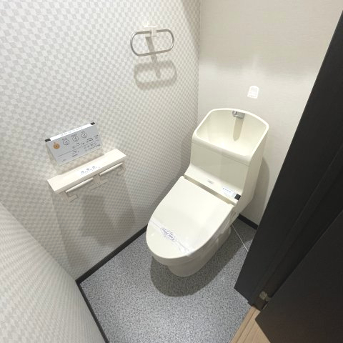 プチメゾン日の出Bのトイレ写真