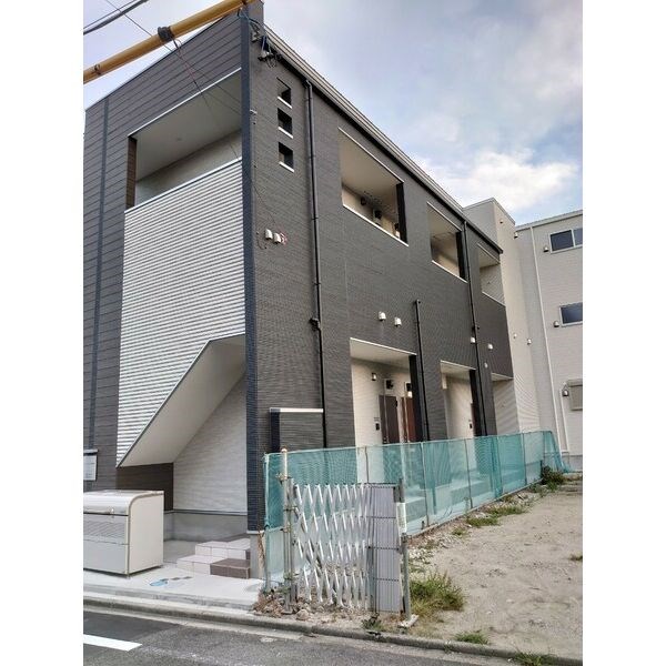 建物外観　外観　デザイナーズ　光インターネット無料