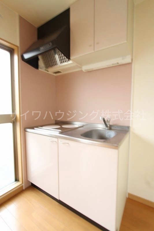 キッチン　退去予定の為、他号室の過去の参考写真になります。