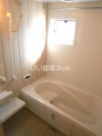 ベリーグラッド Bの風呂写真