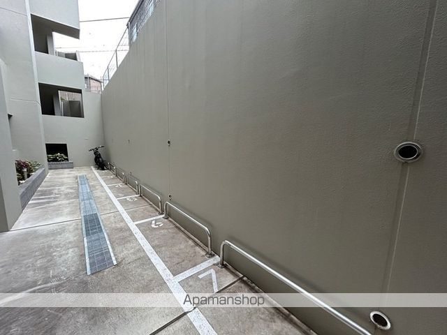 東武東上線 下赤塚駅 徒歩5分 6階建 築2年の外観写真