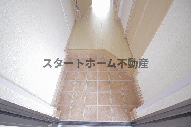 玄関　収納もある玄関です