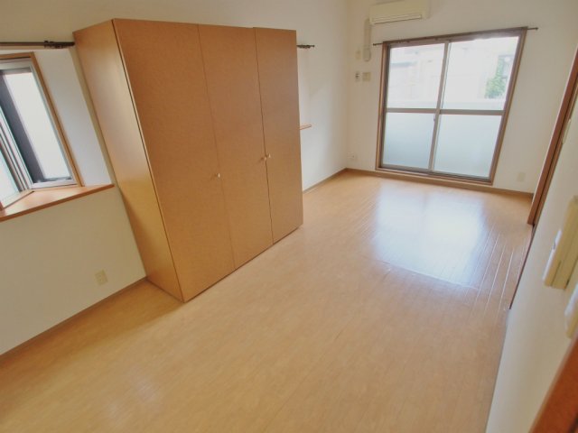 エクセルA館の居間写真