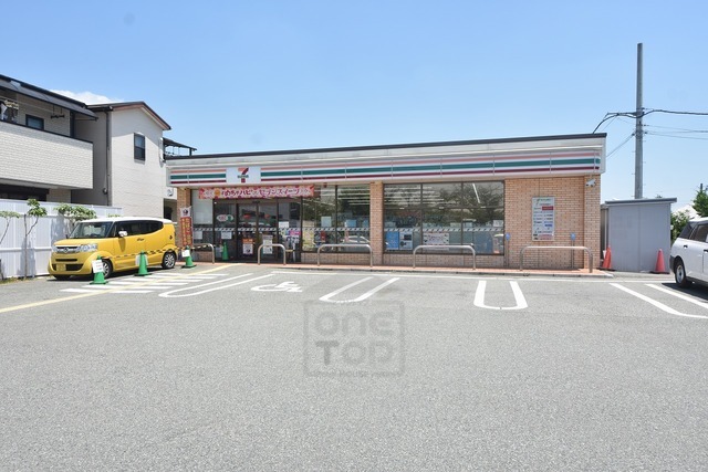 コンビニ　セブンイレブン　豊中宮山町2丁目店（コンビニ）まで451m