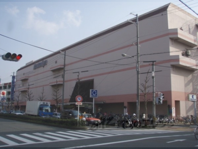 【京都市左京区一乗寺河原田町のマンションのスーパー】