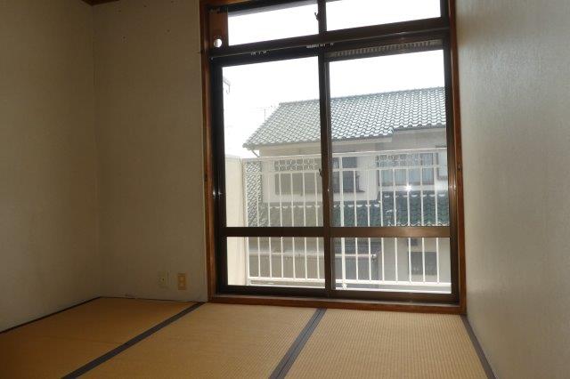 居室・リビング　和室