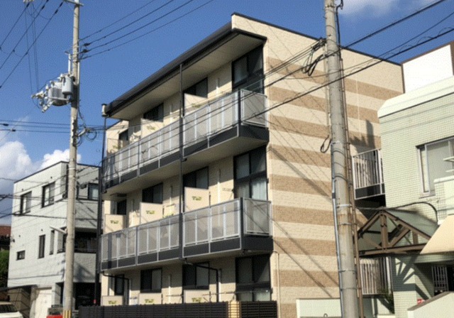 神戸市東灘区住吉南町のアパートの建物外観