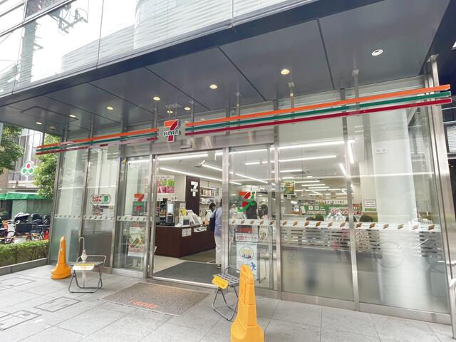 コンビニ　セブンイレブン茗荷谷駅前店（コンビニ）まで92m