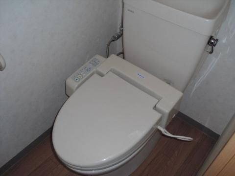 【コンフォールのトイレ】