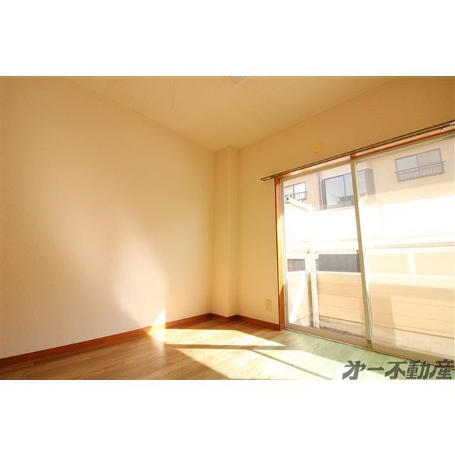 建物外観　洋室