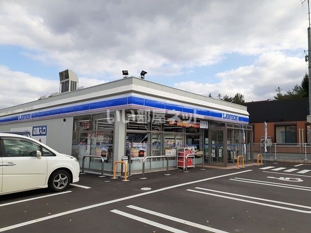 コンビニ　ローソン 青森蛍沢店（コンビニ）まで400m