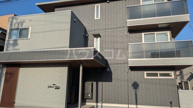 【グランツタウンの建物外観】