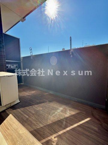 バルコニー　落ち着いた時間を過ごせるバルコニーです