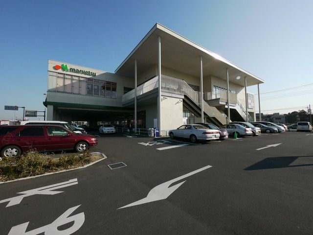 【さいたま市西区宮前町のアパートのスーパー】