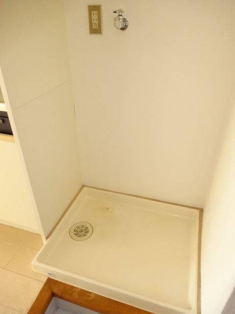 その他部屋・スペース　洗濯機置き場