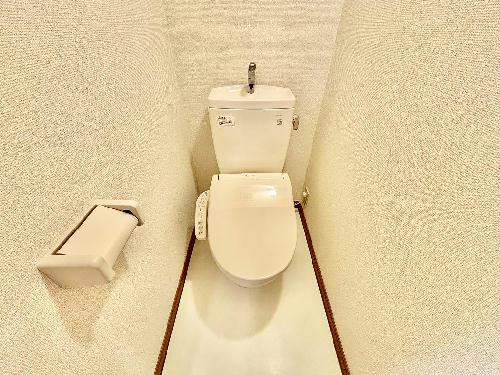 トイレ　設備・仕様は号室により異なる為、現況を優先いたします。