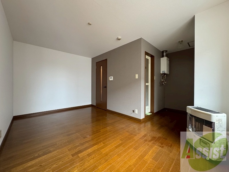 居室・リビング　広くてキレイなお部屋が広がっていて、充実した生活が送れそう。