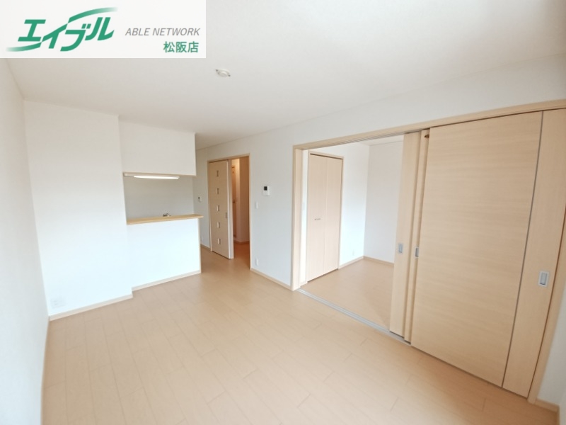 居室・リビング　同型参考写真