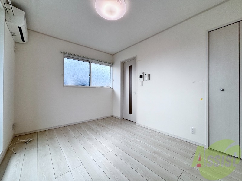 その他部屋・スペース　別角度からのリビングを撮影してみました。