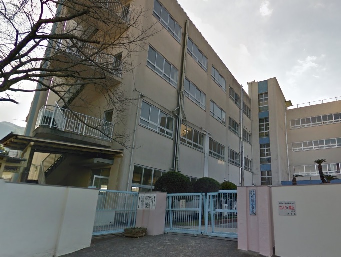 小学校　長崎市立北陽小学校（小学校）まで634m