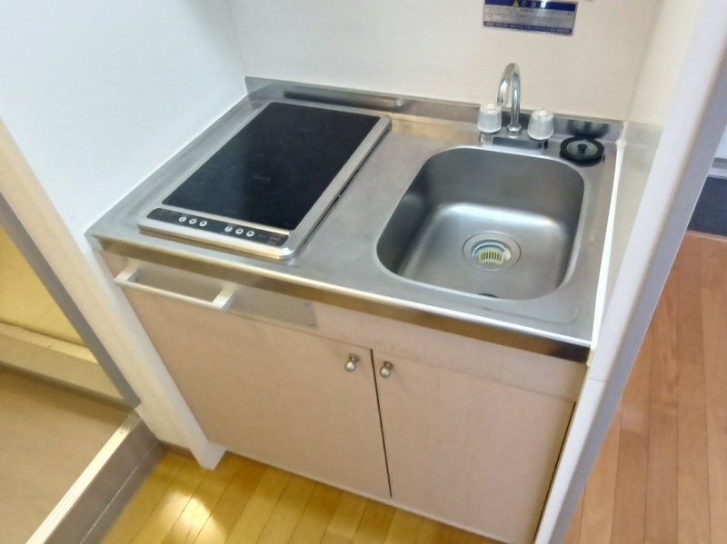 キッチン　コンロは2口コンロです。