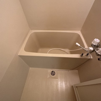 ジュノス_内装_2