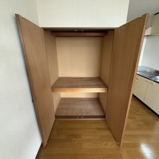 ジュノス_内装_4