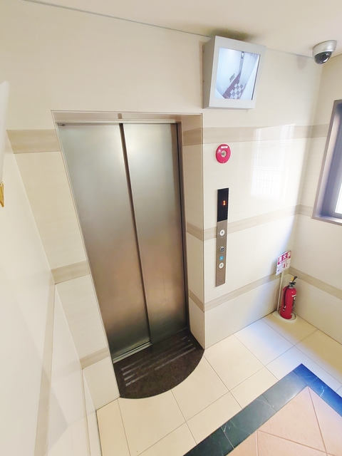 その他共有部分　防犯カメラ付・エレベーター