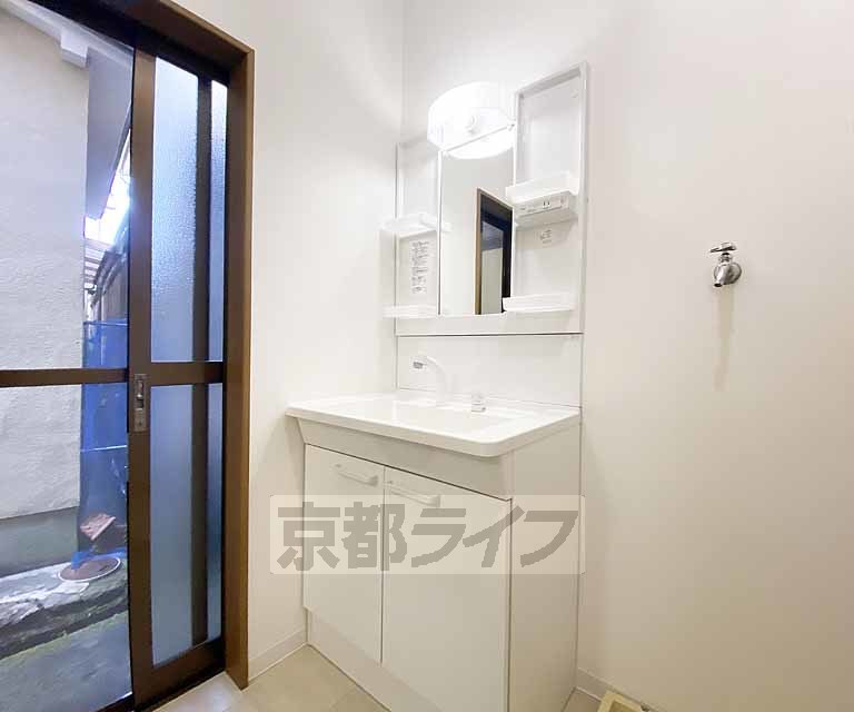 洗面設備　独立洗面台