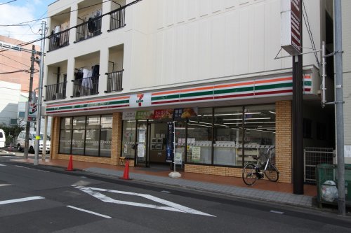 コンビニ　セブンイレブン 仙台米ケ袋1丁目店（コンビニ）まで500m