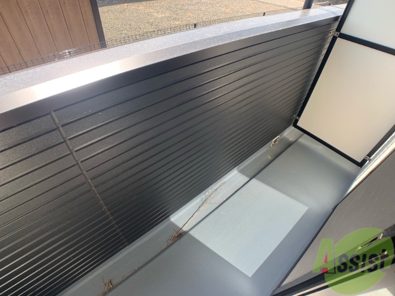 バルコニー　バルコニーがあるので洗濯物は外に干せそうですね～