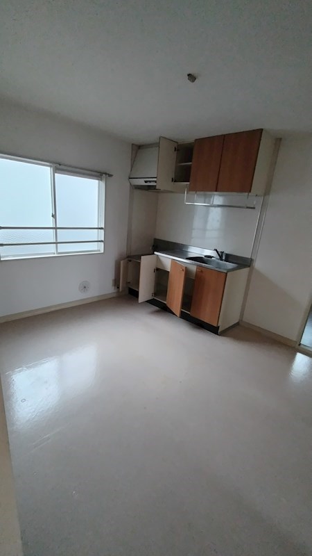 居室・リビング　201号室の画像