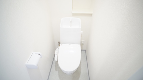 トイレ　シャワー付きトイレ