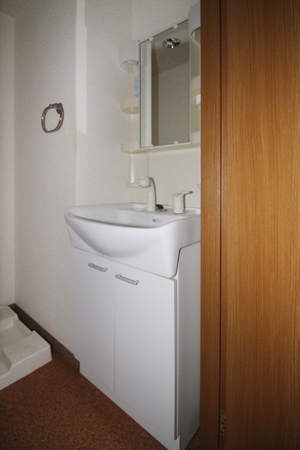 洗面設備　洗面化粧台