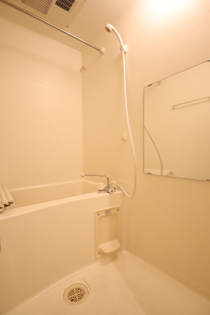 バス・シャワールーム　他部屋の参考写真です。