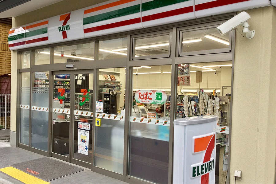 コンビニ　セブンイレブン 京都東洞院押小路店（コンビニ）まで85m